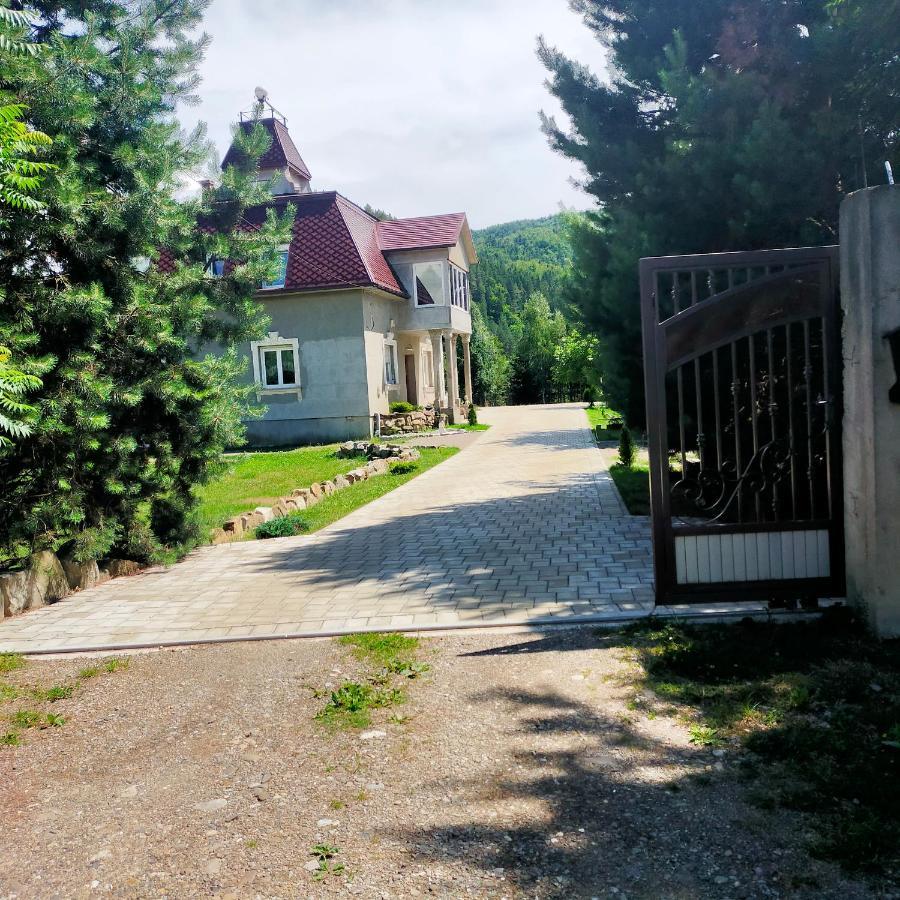 Casa Luna Gura Humorului Zewnętrze zdjęcie