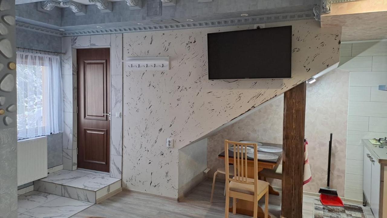 Casa Luna Gura Humorului Zewnętrze zdjęcie